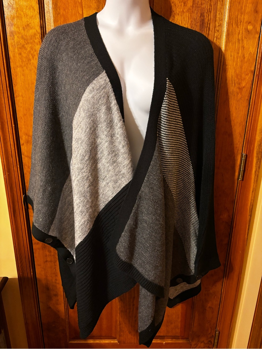 Catherines Black and Gray Colorblock Open-Front Sweater Wrap
